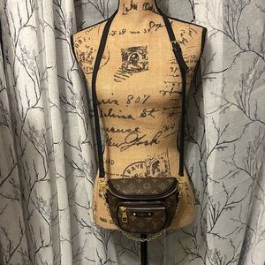 New Fashion Inspired Item (BAG)